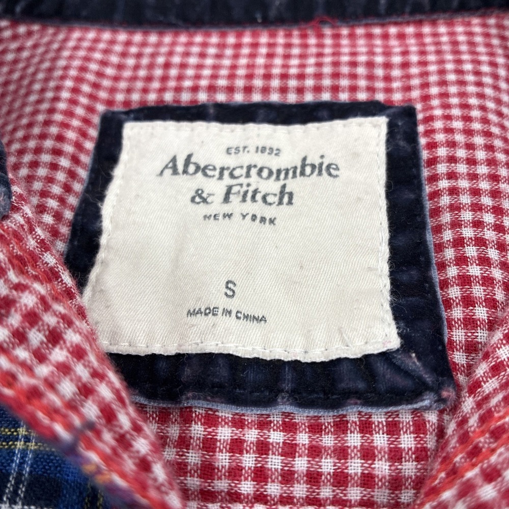 Abercrombie & Fitch Shirt Womens Small Red Flannel Button up Plaid - Picture 4 of 12
